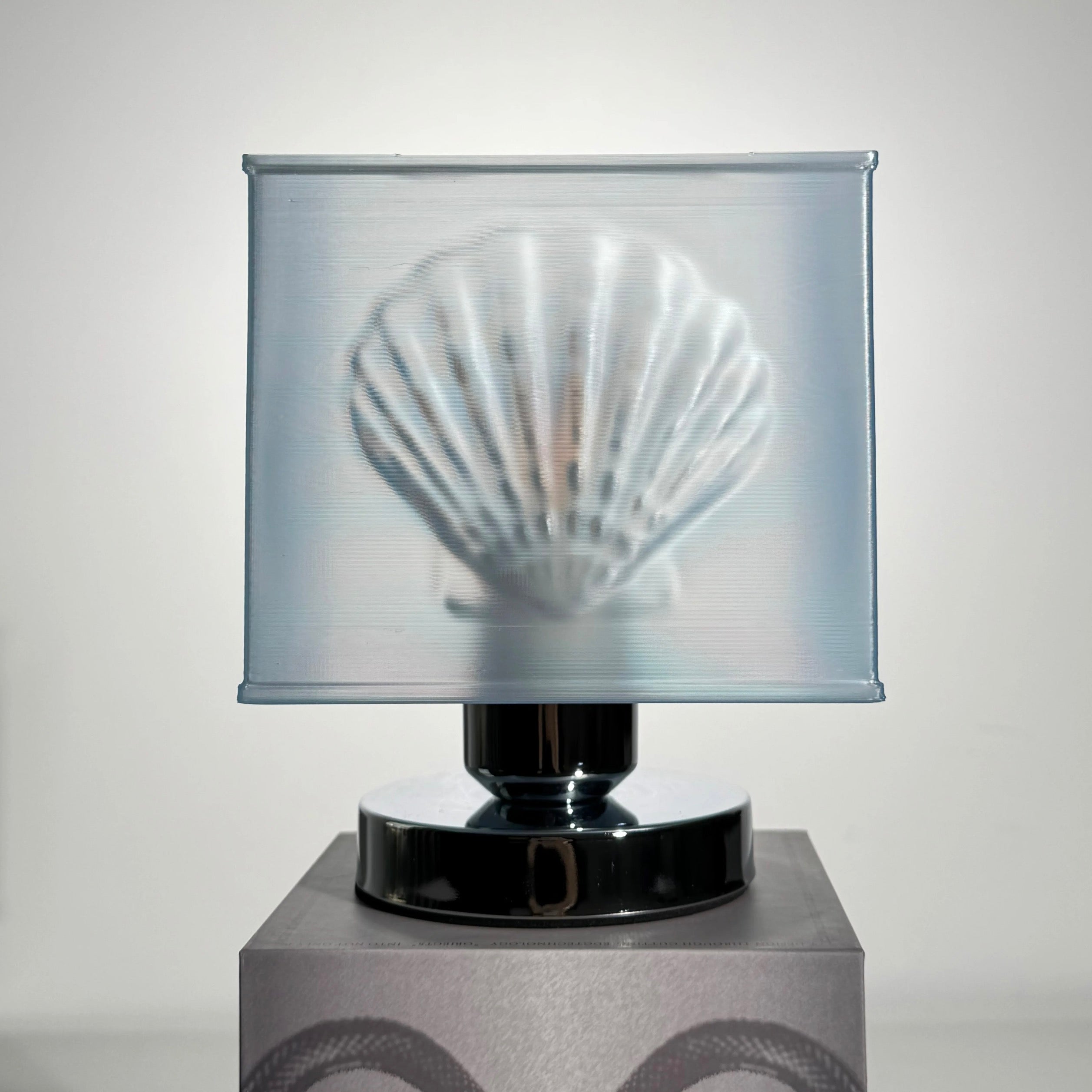 Mermaidcore Blue Seashell Lamp