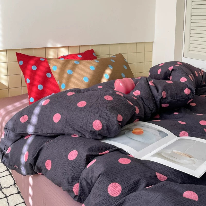 Color pop polka dot bedding bringing fun personality to small dorm room cozy preppy style