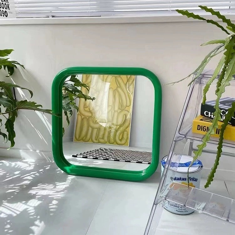 Vintage rectangular bathroom mirror with modern Nordic design and silvery metal frame. Ideal for wall hanging or desktop use in home decor.