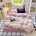 Zoomed-in image showing the texture and quality of the cotton fabric in the bedding set