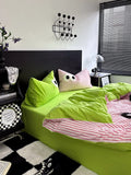 Trendy pink aesthetic bedding set for modern bedrooms