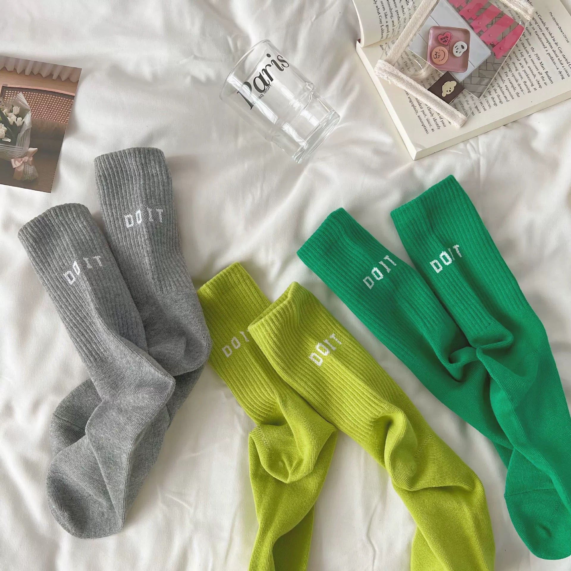 Trendy Y2K pink socks mid-tube women casual hip hop style