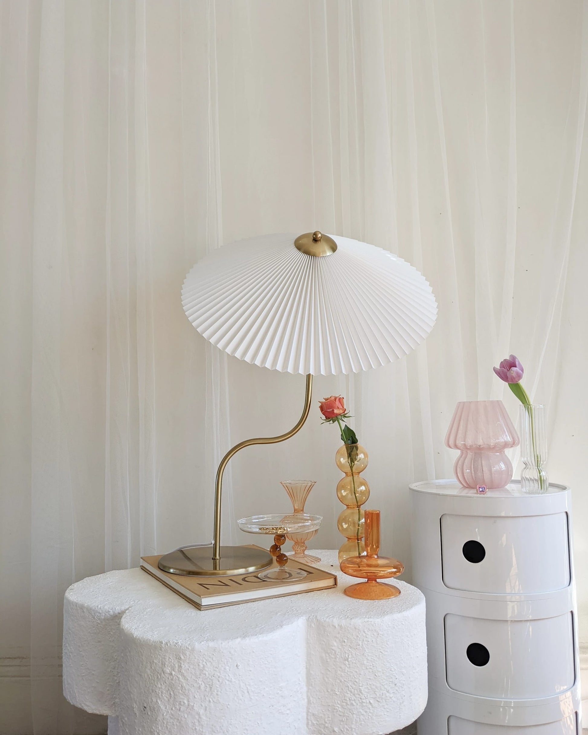 Vintage Pleated Lampshade Retro Lamp – Brass Design
