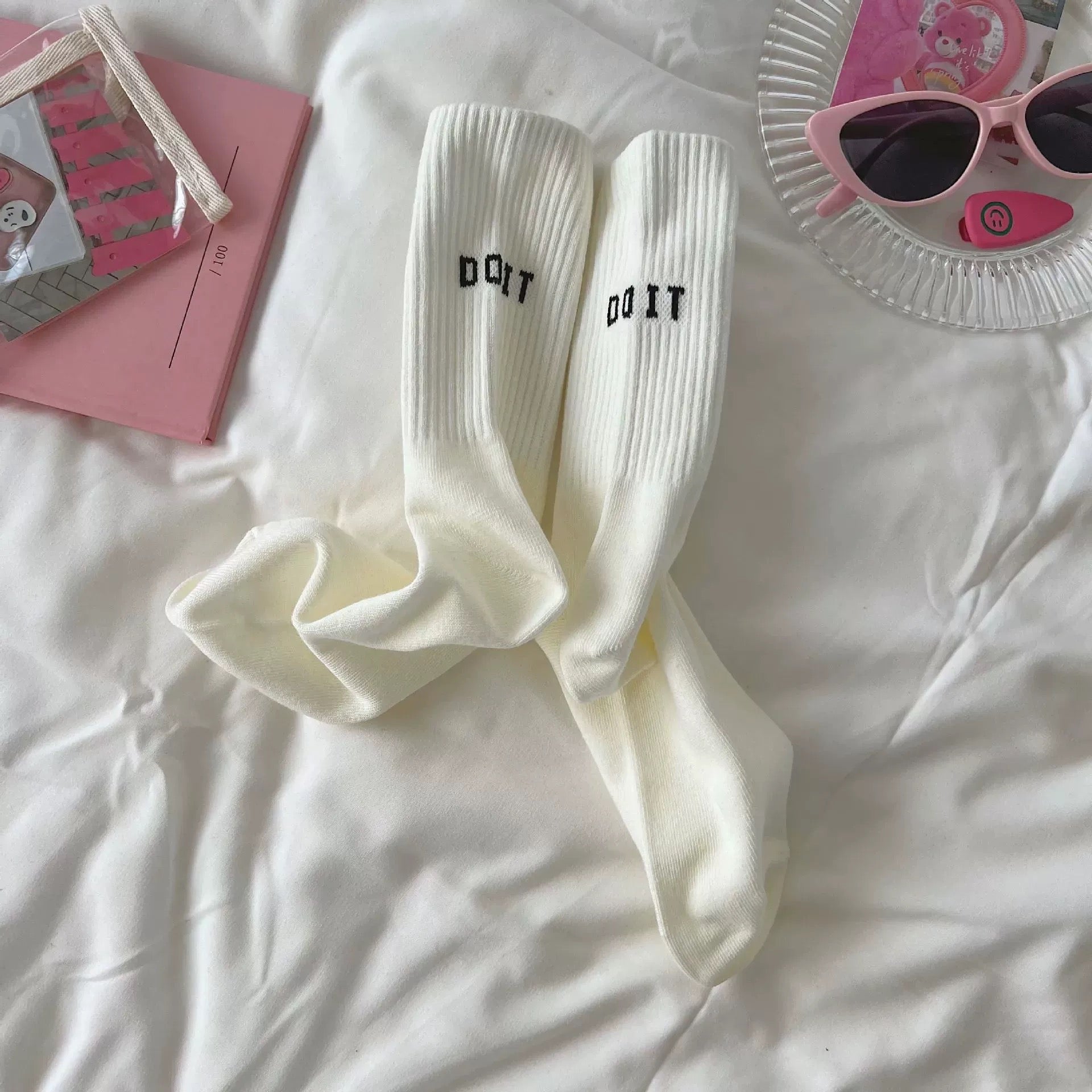 Women’s Y2K pink socks cotton mid-tube letter street style
